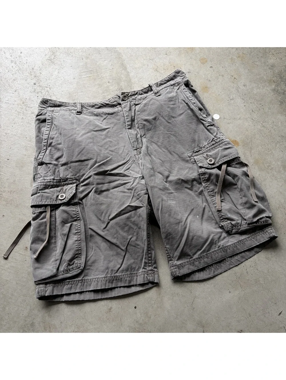 J.Crew Cargo Shorts Gray Size 33 Waist